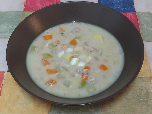 Kuřecí krémová polévka – Snadné recept z Česko kuchyně, hotový za 45 - 60 minut